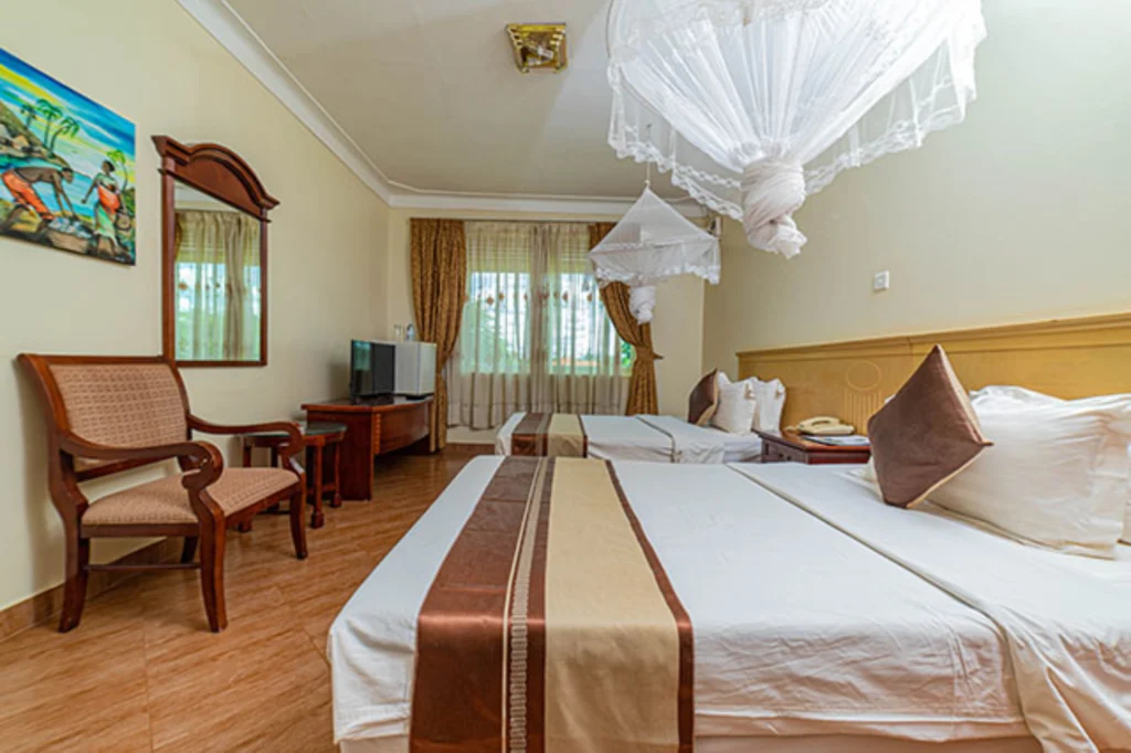 churhill courts (10)