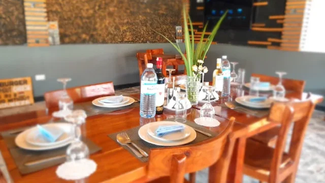 Primavera Kitchen + Cocktail Bar (4)